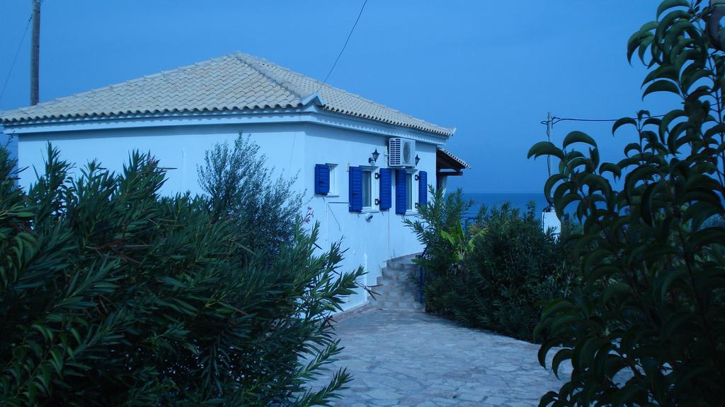 Villa Panorama Michalis Haikos Two Minutes Walk To The Beach Peroulia Kómboi 外观 照片